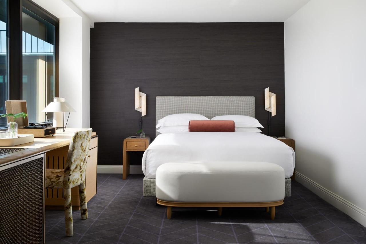 Essential Queen Room,1130335821:JPEG