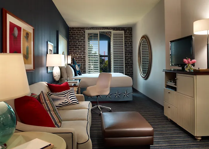 Argonaut , A Noble HouseAlbergo